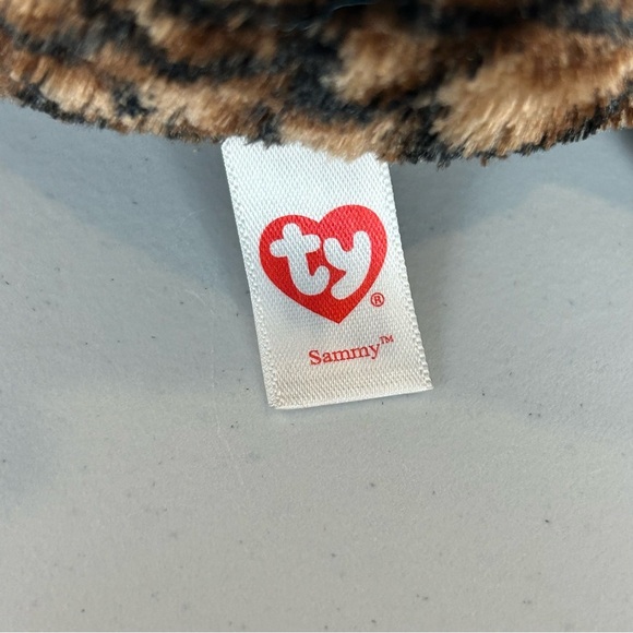 TY Beanie Boo Sammy the Owl Plush 2016 - Picture 9 of 12